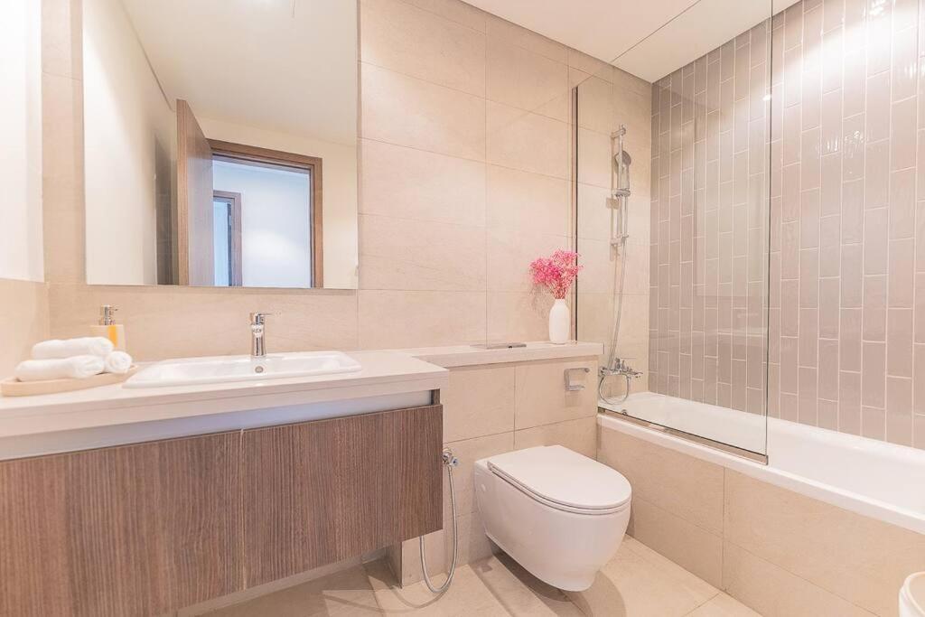 Cosy Luxury Tilal Alghaf * Dubai