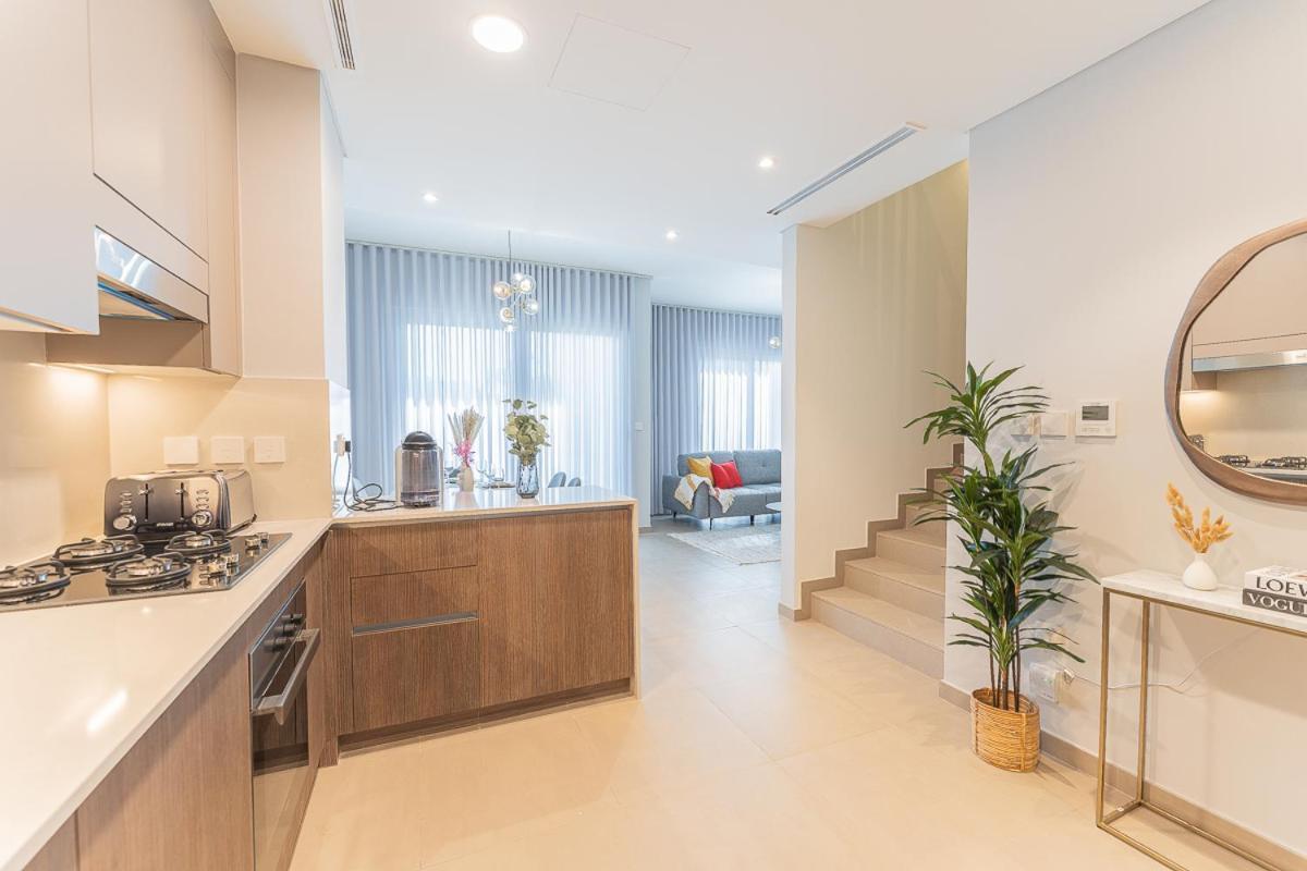Cosy Luxury Tilal Alghaf Dubai